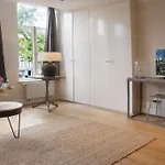 Canal 4* アムステルダム