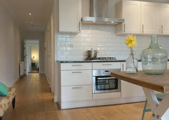 Bed & Breakfast Canal 3*